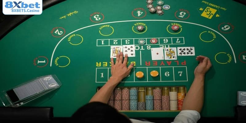 Người tham gia cần nắm luật chơi Baccarat